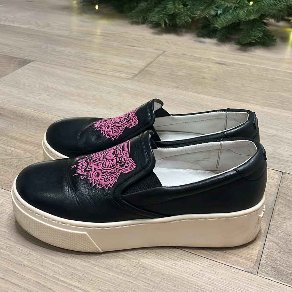 Kenzo Black Natural Leather Female Shoes 37